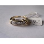 Good 9ct diamond five stone ring approx size 'O'