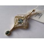 15ct gold aquamarine & pearl pendant