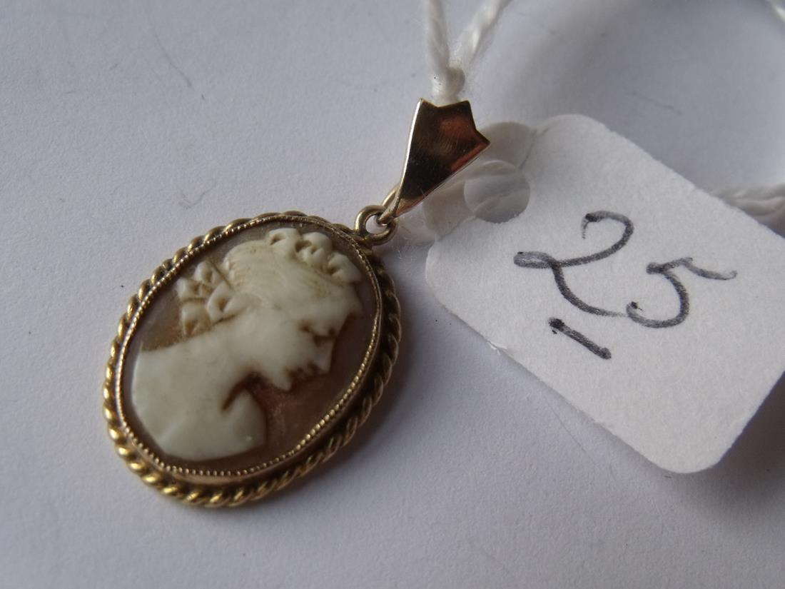 9ct cameo pendant