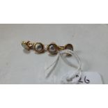Pair gold and pearl cufflinks 7g inc