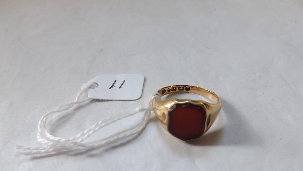 15ct gold gents agate ring approx size Q 5.5g inc