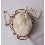 Good gold mounted shell cameo brooch