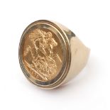 Elizabeth II gold sovereign, 1973, mounted in 9ct gold ring. Total weight 17g.