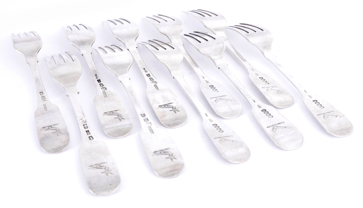 A matched set of ten Irish silver fiddle pattern dessert forks. A set of four hallmarked Dublin, - Image 2 of 4