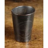 A Georgian Dark Horn Beaker engraved with a compass star, 3¾ in (9.5 cm) in height.