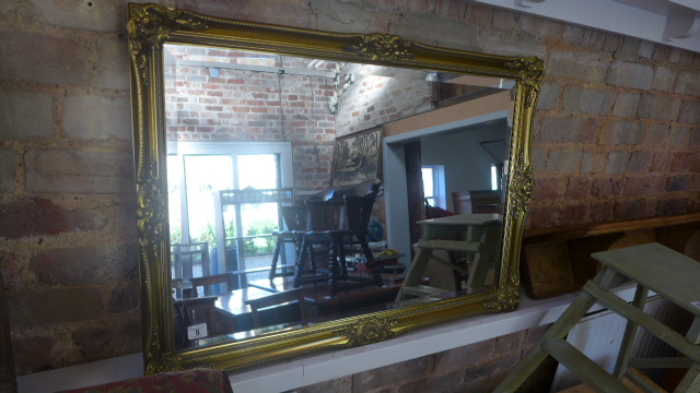 A gilt mirror - 60cm x 85cm