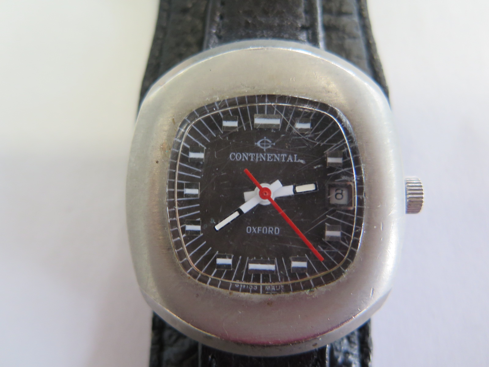 A Military Style manual wind - "Continental Oxford" - wrist watch with black dial and calendar - - Image 3 of 4