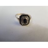 A 9ct yellow gold Deco style ring - size U - approx 2.6 grams - in good condition marked 375