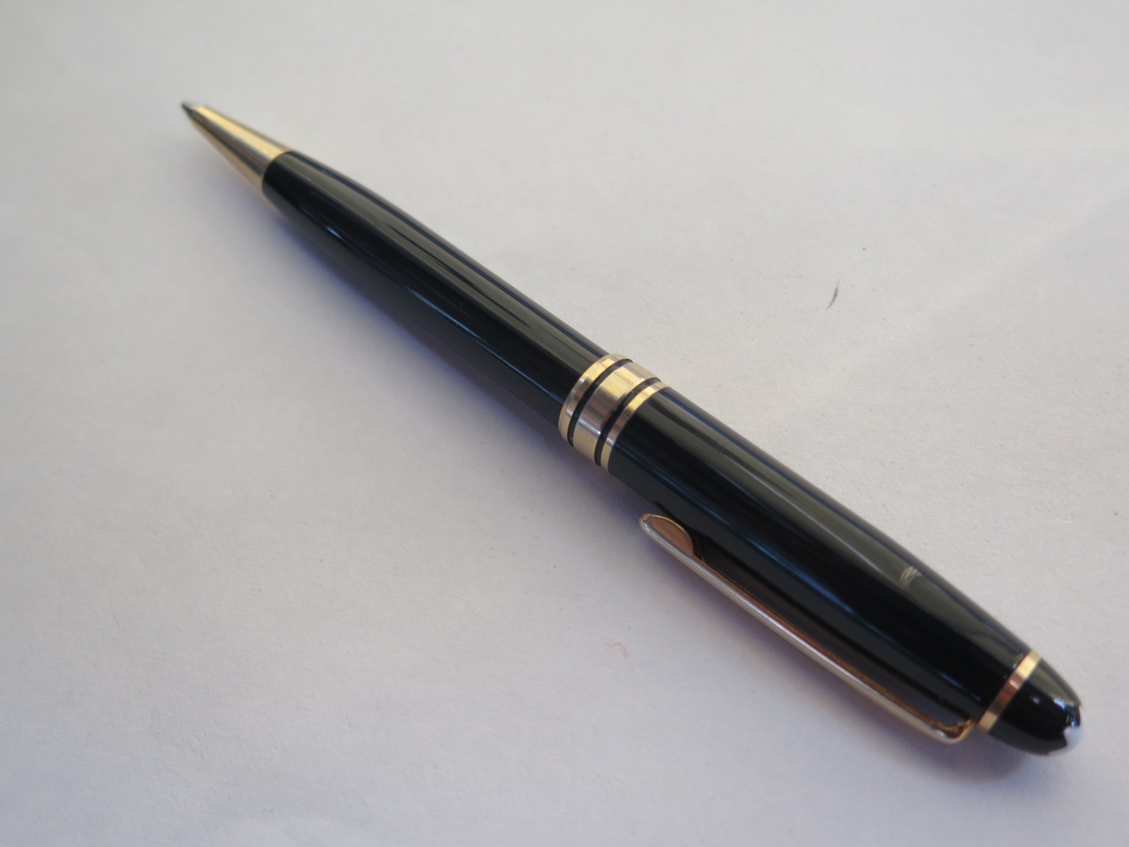 A Mont Blanc ballpoint pen, no box - working, minor usage wear