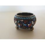 A Russian 84 silver and enamel salt, 3.5cm W, approx 0.89 troy oz, minor chip to enamel, otherwise