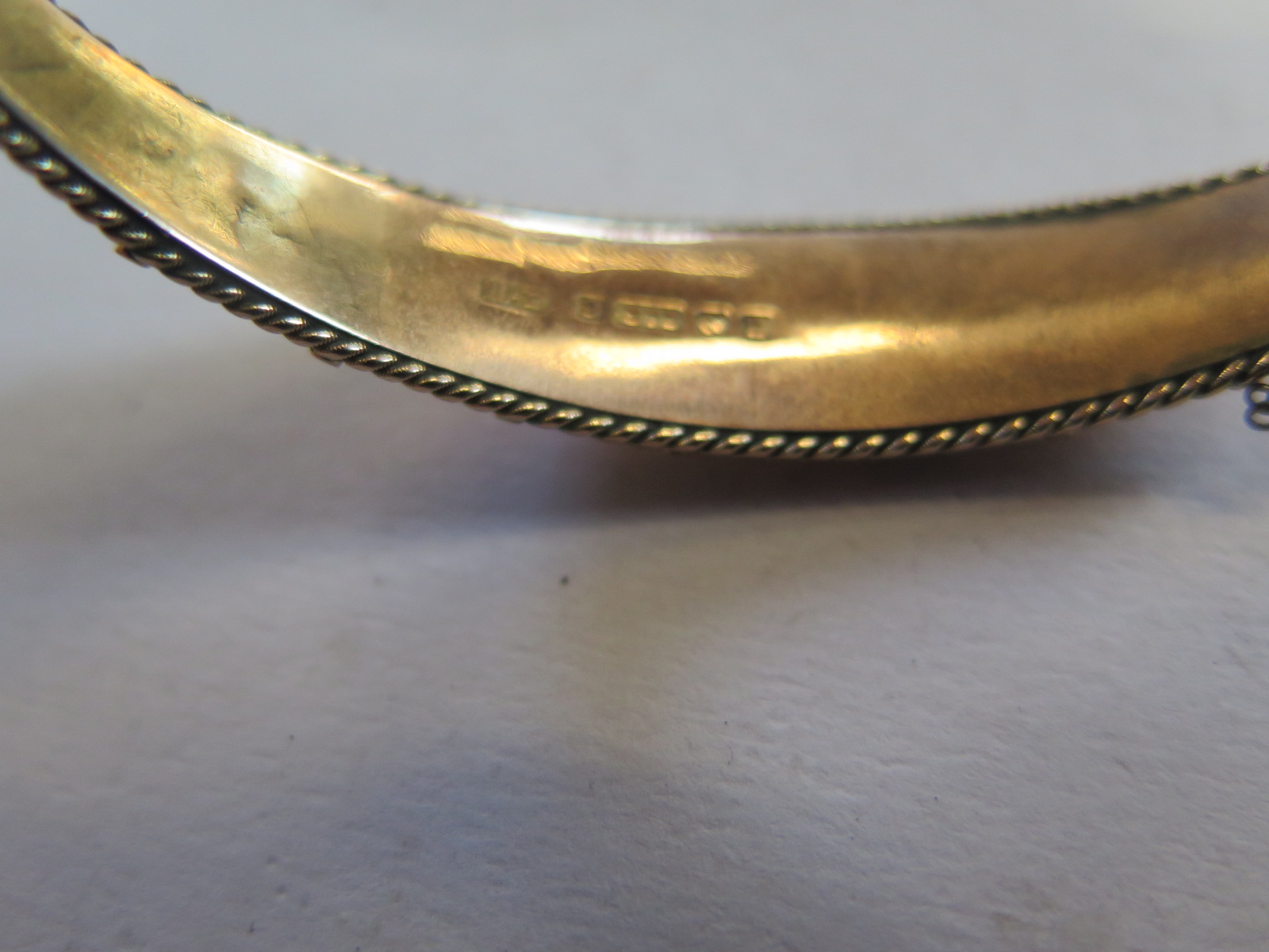 Two 9ct gold bangles, 6.5 x 5.5cm and 6.5 x 6cm, total weight approx 16.4 grams, dents to both , - Image 4 of 5