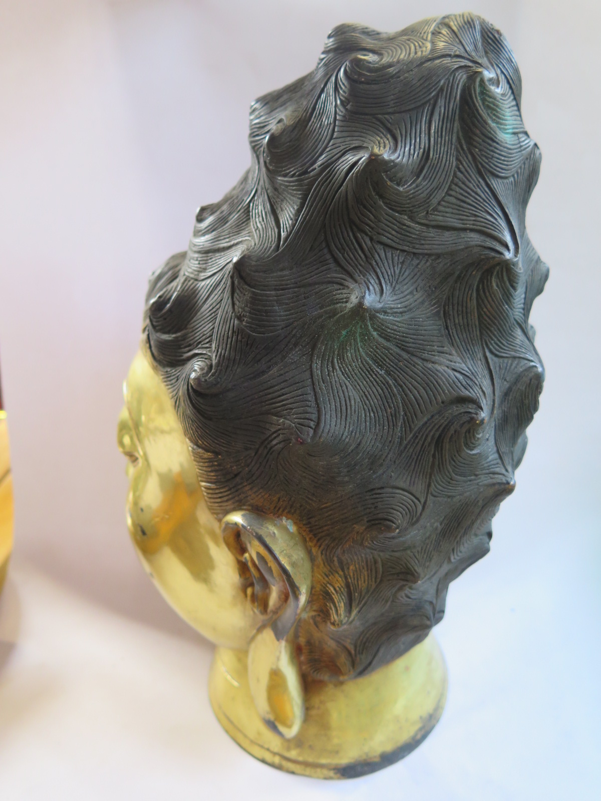 A gilt bronze Chinese Buddha head, 34cm tall, no obvious damage, with aged finish - Image 5 of 6