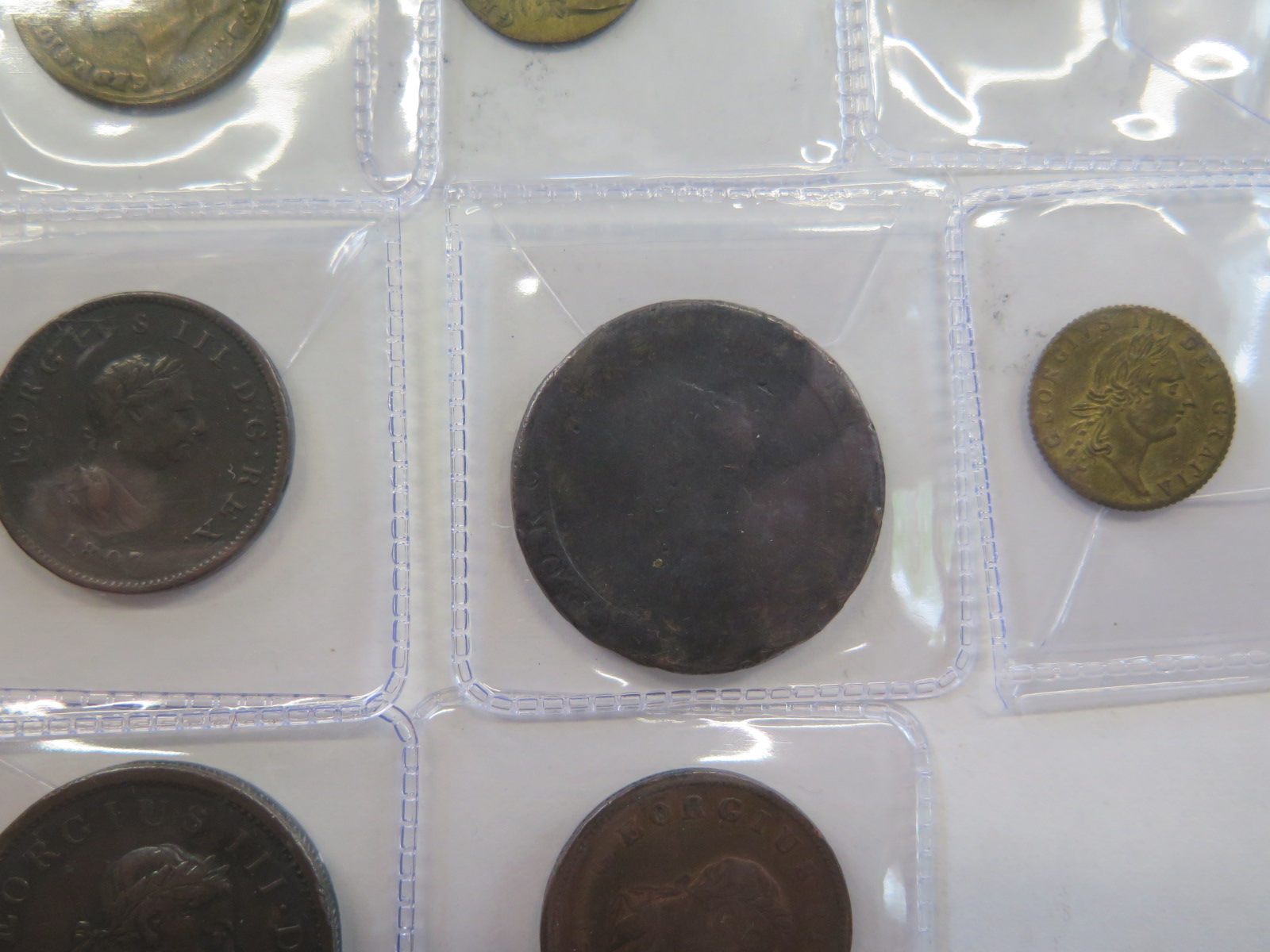 Four Georgian coins, pennies and halfpennies together with a small collection of tokens - Image 4 of 5