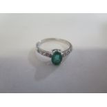 A 9ct white gold emerald ring - size Q - approx 2.3 grams - in good condition