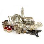 A mixed lot of silver items, various dates and makers, comprising: a desk calendar, Birmingham 1907,