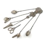 A Victorian Scottish silver Chatelaine clip, by Marshall and Sons, Edinburgh 1889, pierced and