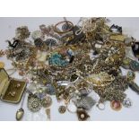 A mixed lot of costume jewellery including a 9ct necklace with diamond set leaf pendant (af)