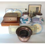 Mixed collection including copper jardiniere, eastern style tray, pair of ceramic table lamps, etc