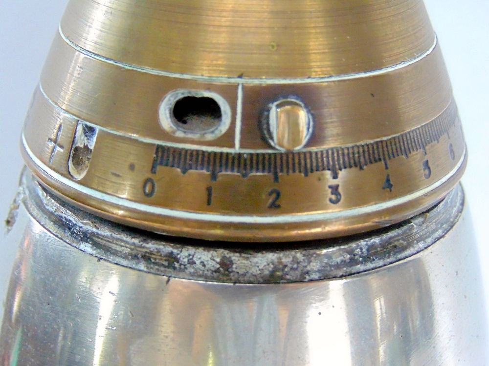 A 14 pound steel, brass and copper artillery shell, 30cm high - Image 3 of 3
