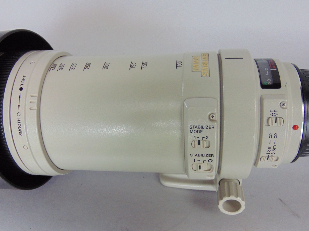 A Canon 100-400 mm lens, with carry case - Image 2 of 2