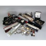 Large collection of vintage wristwatches, to include good replica examples