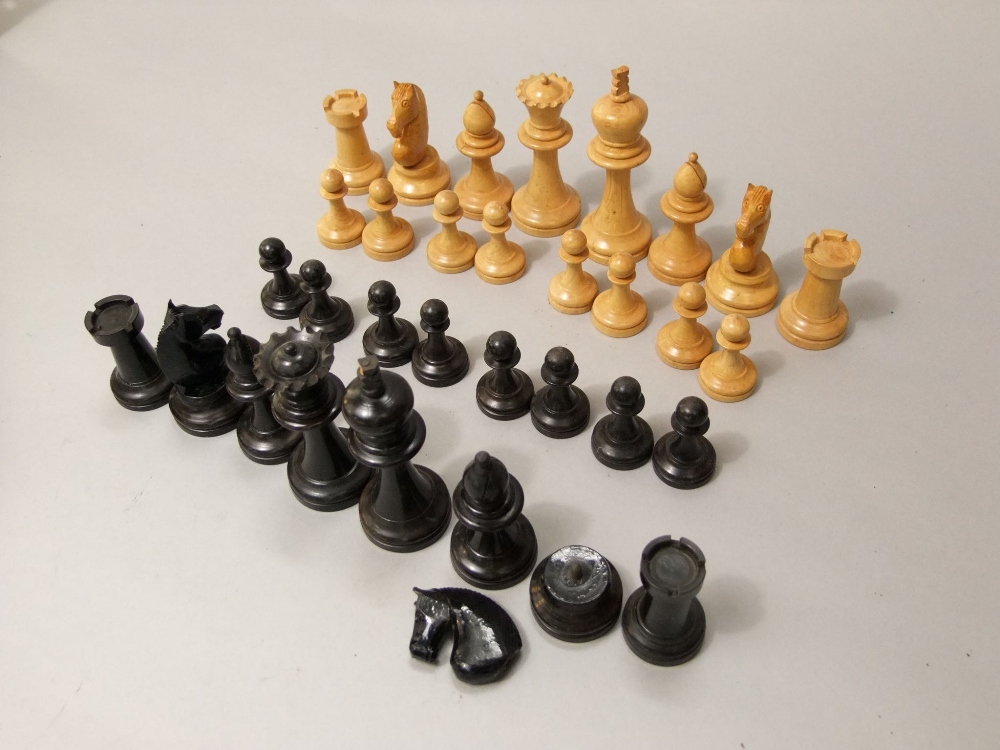 A chess set in the Staunton manner, in boxwood and stained finish, 8cm max - Image 2 of 2