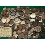 A collection of worldwide coinage, 18th, 19th and early 20th bronze and silver unsorted