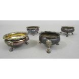 Early George III circular table salts, upon scallop shell hoof feet, maker D & R Hennell,