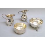 SILVER CREAM JUG WITH SCROLL AND ACANTHUS HANDLE ON THREE TREFOIL PAD FEET (H: 10cm) AND A SUGAR