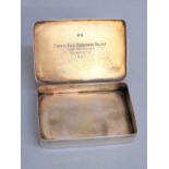 SILVER TABLE SNUFF BOX WITH ENGRAVED ARMORIAL, BY DEAKIN & FRANCIS LTD, BIRMINGHAM 1927,