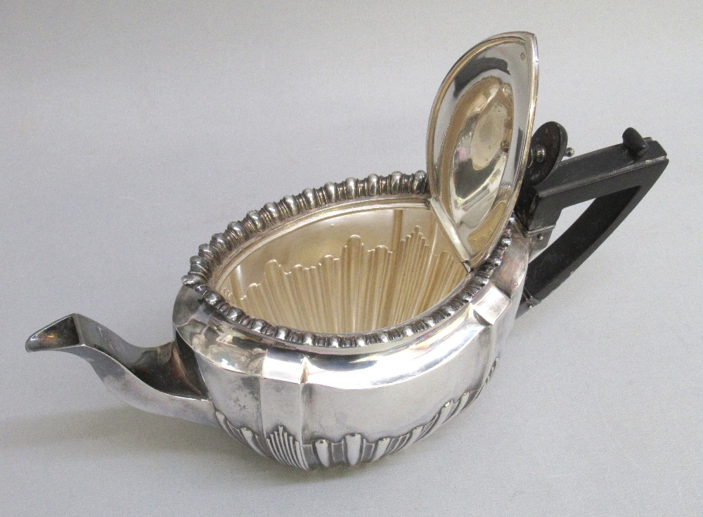 VICTORIAN SILVER THREE PIECE TEASET WITH A FLUTED BOWL AND MOULDED GADROONED RIM, HEIGHT OT TEAPOT - Image 3 of 5