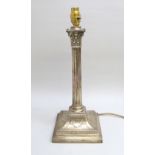 EDWARDIAN SILVER CORINTHIAN COLUMN TABLELAMP BY JAMES DEAKIN & SONS, SHEFFIELD 1902 (H: 43cm)