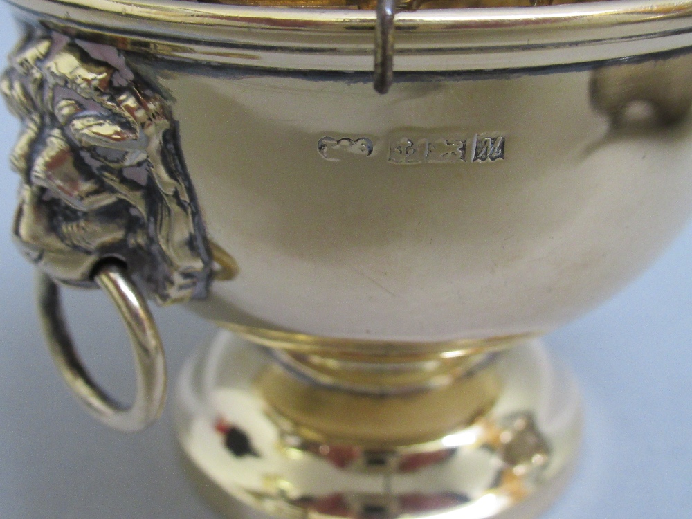 VICTORIAN SILVER CREAM JUG WITH SCROLL AND FOLIATE ENGRAVED DECORATION BY ARTHUR SIBLEY, LONDON 1859 - Image 3 of 5