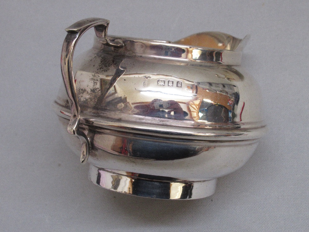 SILVER JUG AND SUGAR BOWL BY C B&S, LONDON 1933 TOGETHER WITH A SILVER GRAVY BOAT, LONDON 1907 ( - Image 2 of 5