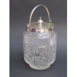 SILVER MOUNTED CUT GLASS BISCUIT BARREL BY JAMES DEAKIN & SONS, SHEFFIELD 1904, HEIGHT 19cm (