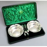PAIR OF SILVER SUGAR BOWLS AND TONGS, RETAILED BY HARDY BROTHERS, SYDNEY & BRISBANE, AUSTRALIA, IN A