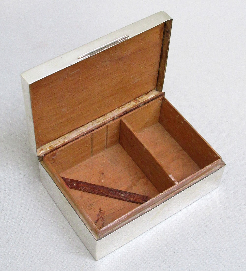 SILVER CIGARETTE BOX, INDISTINCT MAKER'S MARK (5cm x 12.8cm x 9cm) - Image 3 of 3