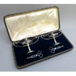 PAIR OF EDWARDIAN SILVER SWEETMEAT DISHES AND NIPS BY GOLDSMITHS & SILVERSMITHS Co, Ltd, LONDON
