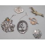 LATE VICTORIAN AESTHETIC SILVER QUATREFOIL BROOCH (W: 4.3cm), CELTIC SILVER BROOCH, CLAW BROOCH,