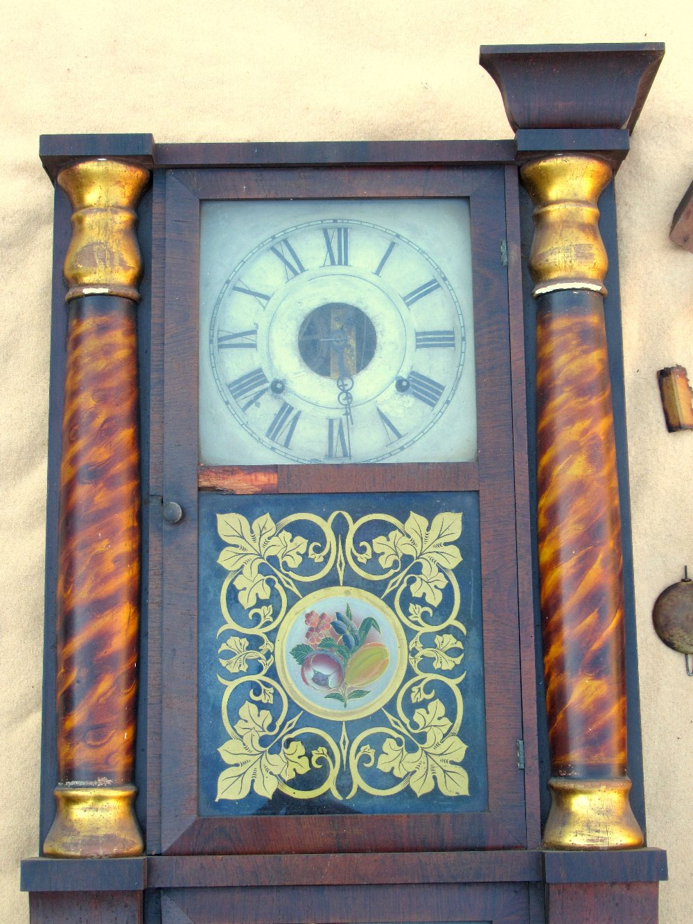 LATE 19th CENTURY AMERICAN SETH THOMAS WALL CLOCK WITH AN EIGHT DAY STRIKING MOVEMENT, IN A WOOD - Image 3 of 8