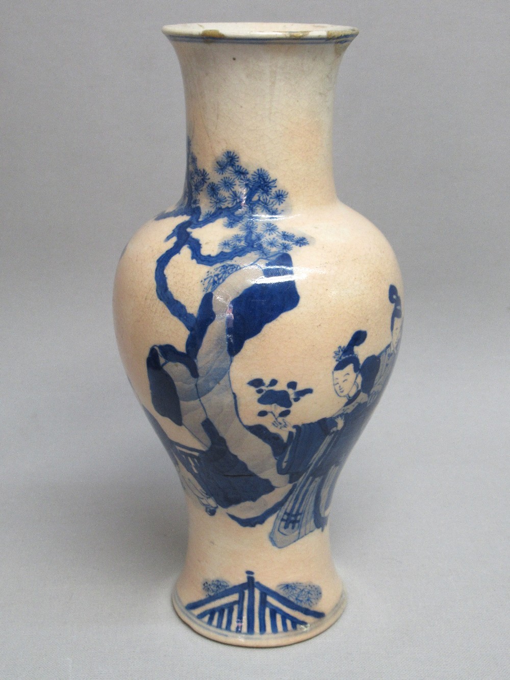 CHINESE CERAMIC BLUE AND WHITE BALUSTER VASE PAINTED WITH FIGURES IN A GARDEN, SIX CHARACTER MARK TO - Bild 2 aus 13