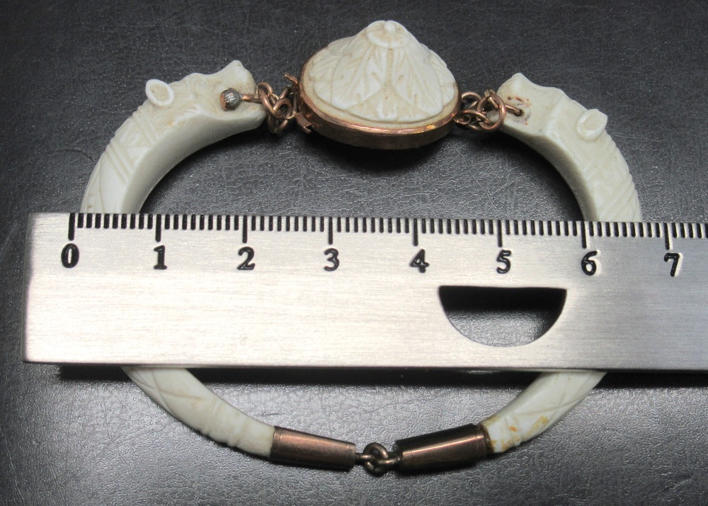 PRE-WAR CARVED IVORY AND ROSE GOLD PANTHER'S HEAD BRACELET, INDISTINCT MARK, POSSIBLY 9 (DIA: 7cm) - Bild 10 aus 10