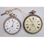 VICTORIAN GENTLEMAN'S SILVER CASED POCKET WATCH WITH A CIRCULAR WHITE ENAMEL DIAL, ROMAN NUMERALS