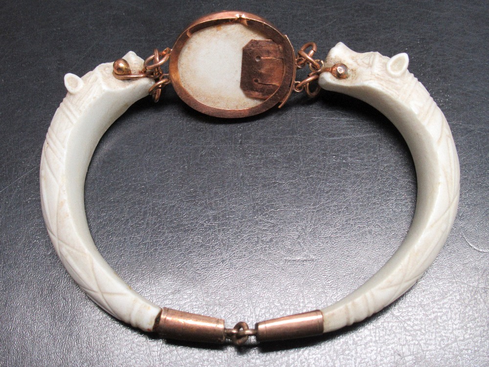 PRE-WAR CARVED IVORY AND ROSE GOLD PANTHER'S HEAD BRACELET, INDISTINCT MARK, POSSIBLY 9 (DIA: 7cm) - Bild 8 aus 10