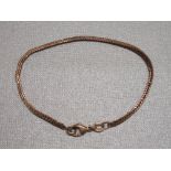 9ct GOLD FINE HERRINGBONE BRACELET (4.7g)