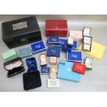 COLLECTION OF 25 RETAILERS' JEWELLERY BOXES INCLUDING SELFRIDGES LTD., GARNISH & WINKLES (