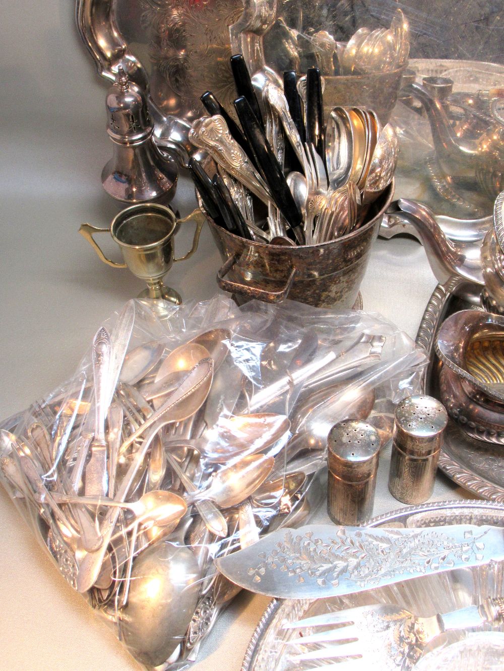 SILVER PLATED SEMI-FLUTED THREE PIECE TEASET, THREE TRAYS, SALVER, PLATED CUTLERY AND OTHER ITEMS [A - Image 4 of 4