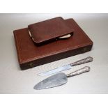 SET OF SIX GEORGE V SILVER HANDLED QUEEN'S PATTERN FISH KNIVES, SIX FORKS AND A PAIR OF SERVERS EN