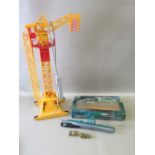 JOUSTRA GRUE C325 PLASTIC MODEL CRANE WITH ELECTRIC MOTOR AND CONTROLLER (H: 62.5cm) AND A PLAYART
