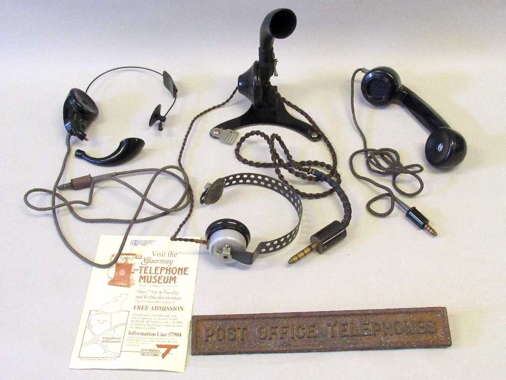 POST OFFICE TELEPHONES BLACK BAKELITE OPERATOR'S HAND SET WITH A PRESS BUTTON, STANDING MOUTHPIECE - Image 6 of 7